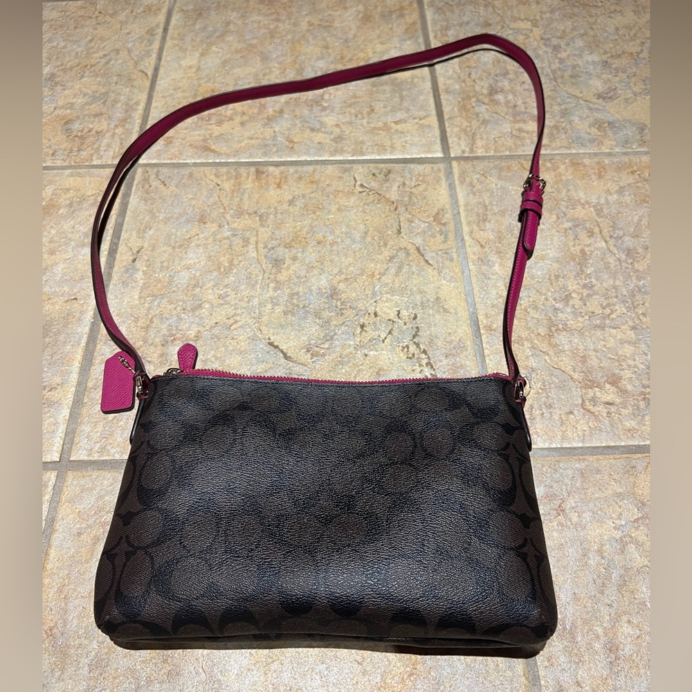 Coach signature brown/pink crossbody bag